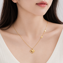 Load image into Gallery viewer, Gold Jewellery Necklace
