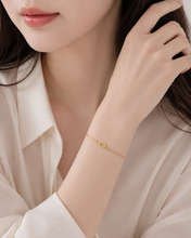 Load image into Gallery viewer, Gold Jewellery Bracelet
