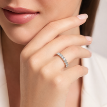 Load image into Gallery viewer, Diamonds Jewellery Ring
