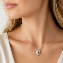 Load image into Gallery viewer, Diamonds Jewellery Necklace
