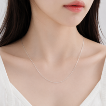 Load image into Gallery viewer, Gold Jewellery Necklace
