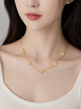 Load image into Gallery viewer, Gold Jewellery Necklace
