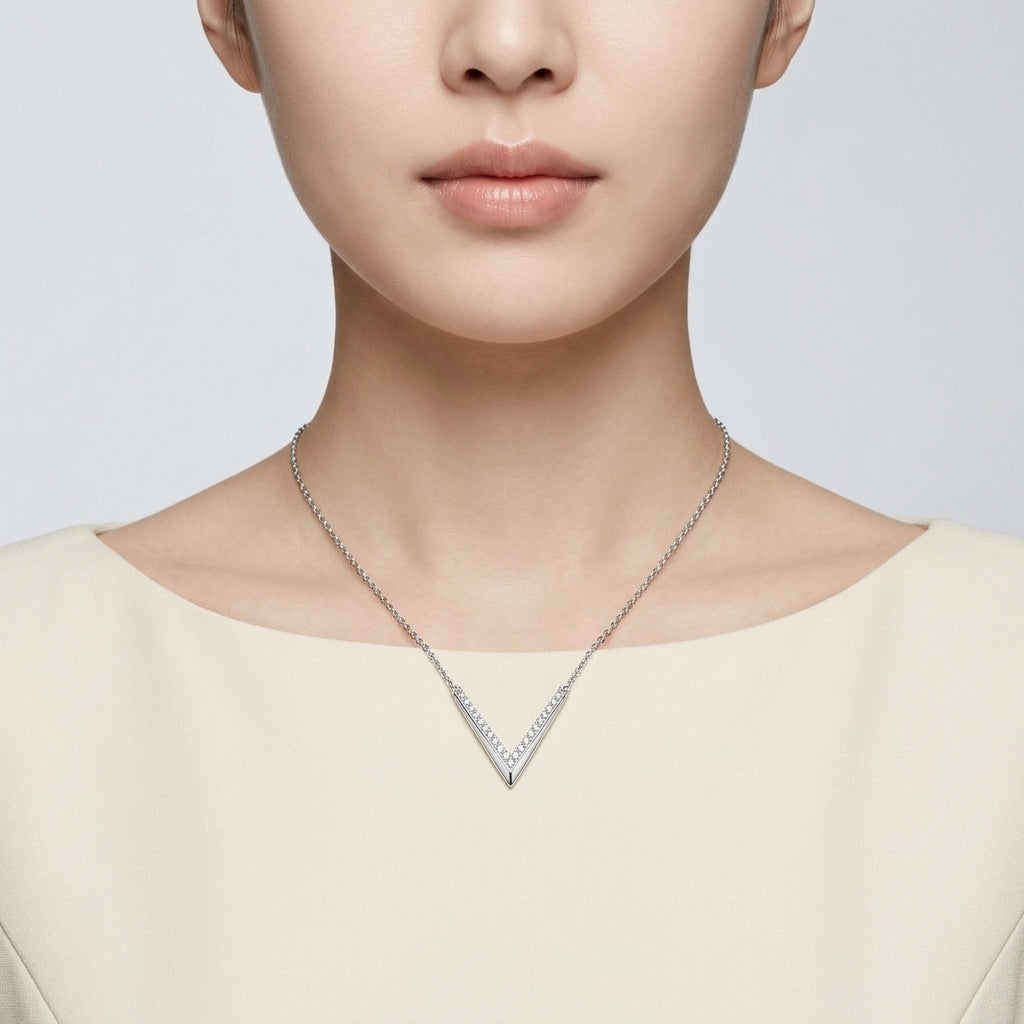 Diamonds Jewellery Necklace
